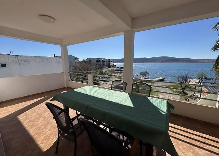 דירה In With Sea View, Terrace, Wifi, Washing Machine 4209-2 סלינה