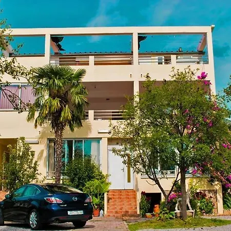 Apartment In With Sea View, Terrace, Wifi, Washing Machine 4209-2 Seline