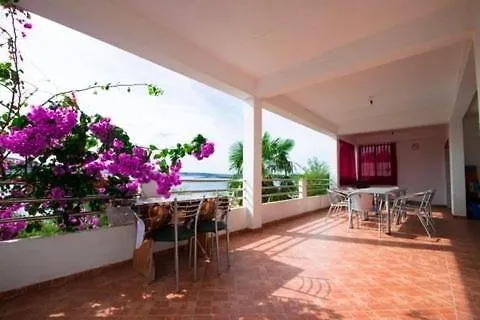 In With Sea View, Terrace, Wifi, Washing Machine 4209-2 Селине